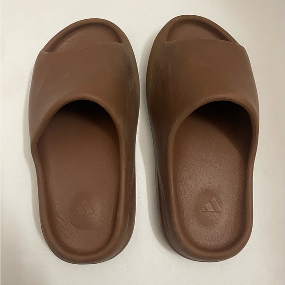 adidas gazelle silver green womens adidas Yeezy Slide